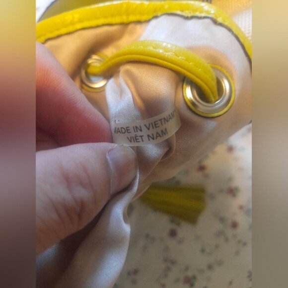 Coach Avery Canvas Drawstring Satchel Bag F28913 - Picture 13 of 15